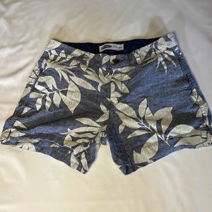 Women’s Size 6 Beach Short